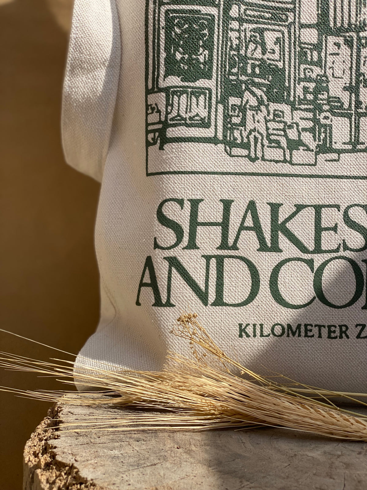 Shakespeare and company - medium tote bag